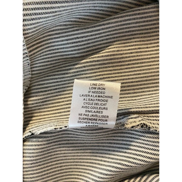 Jessica Riley Plus Sz 1X  Gray Pin Stripe Stretch Capri Pants Decorated Cuffs - Picture 9 of 10